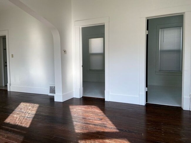 Building Photo - 1715 S 12th St