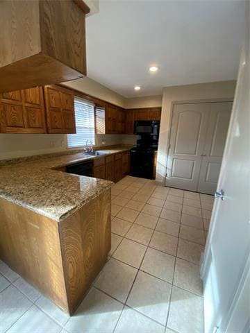 Building Photo - 8900 Marilyn Dr