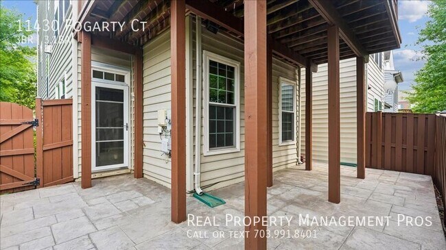 Building Photo - 11430 Fogarty Ct