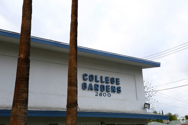 Building Photo - College Gardens