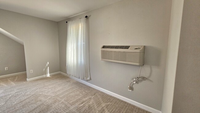 Building Photo - 106 Antler Ln