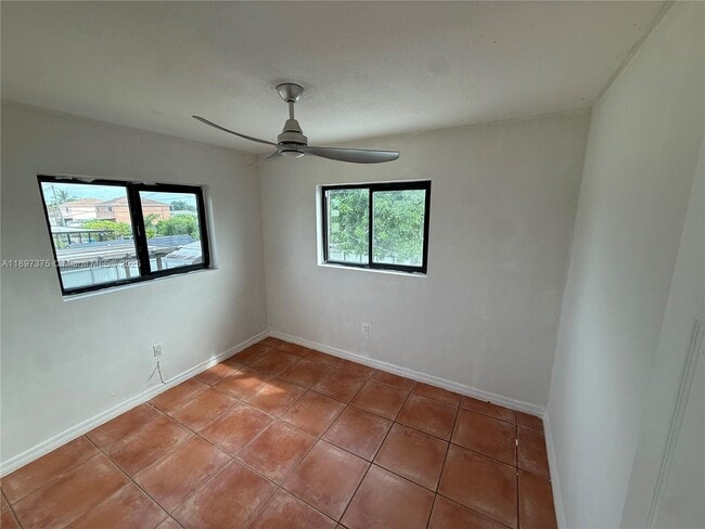 Building Photo - 10865 Gibson Dr