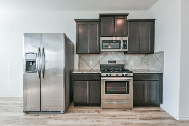 Building Photo - 18825 Amaro Hills Dr