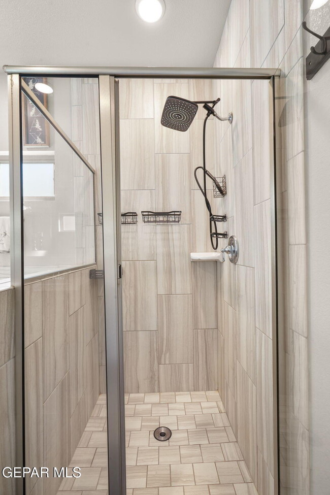 Building Photo - 15112 Purpose Ave