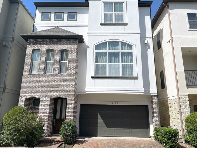 Building Photo - 3138 Pemberton Walk