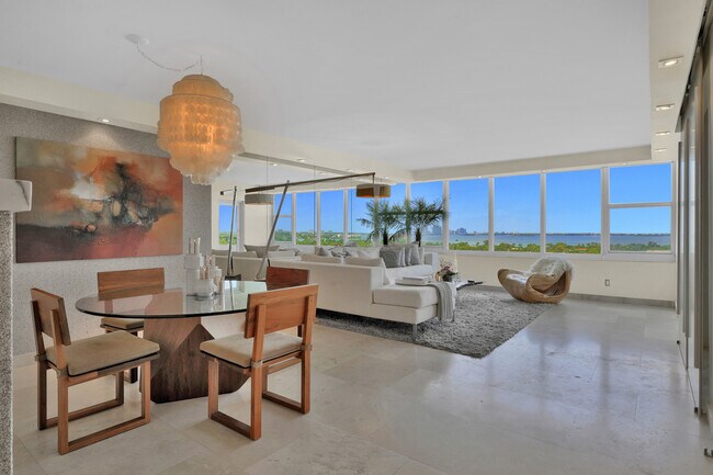 Building Photo - 5600 Collins Ave