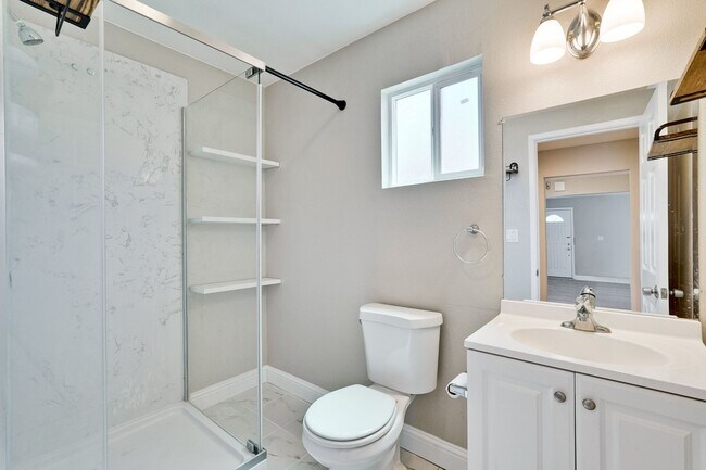 Building Photo - FOR RENT – Beautifully Updated 4 Bed / 3 Bath Home in Prime Santa Clara Location (NVIDIA)