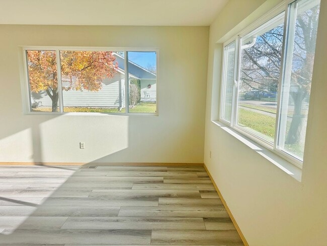 Building Photo - New remodeled Kalispell Home