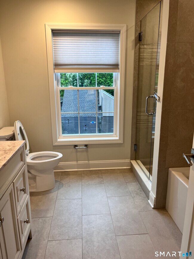 Building Photo - 20 3rd St