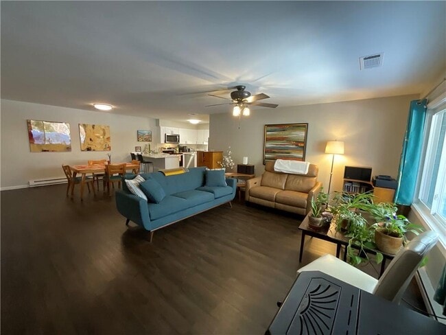 Building Photo - 141 Edaville Ct