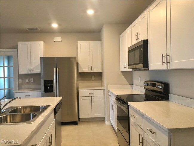 Building Photo - 18524 Cronin Sand Ln