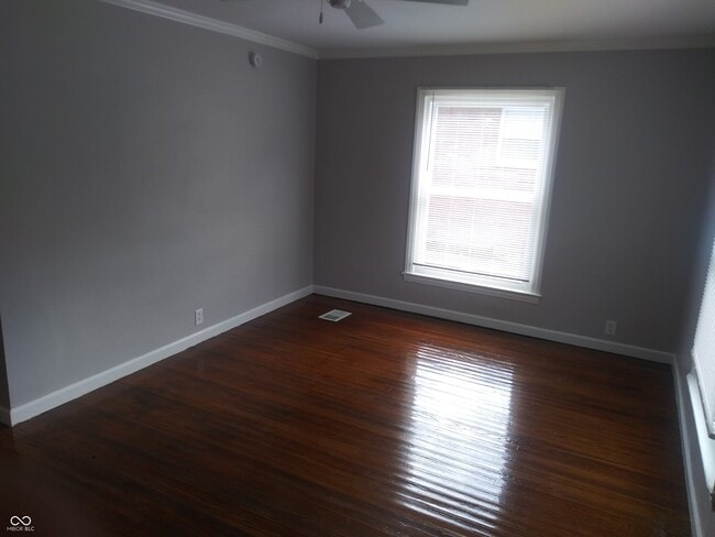 Building Photo - 4923 Carvel Ave