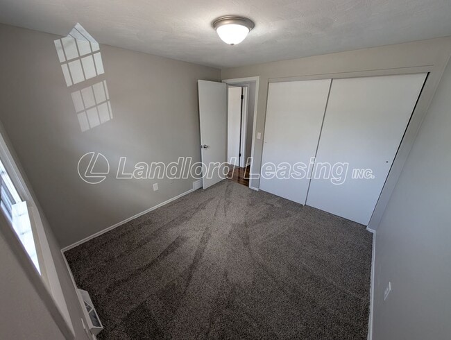 Building Photo - Fully Remodeled Split-Level Home in Amherst Schools