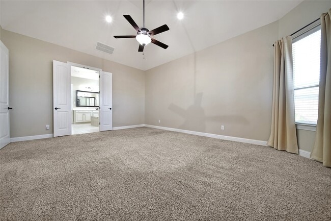 Building Photo - 22714 Alderdale Ln