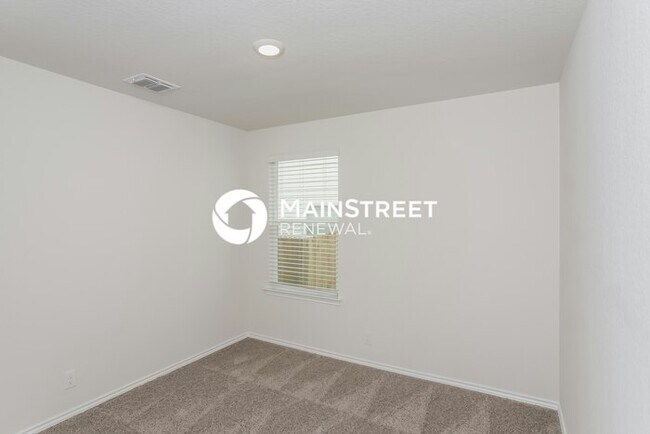Building Photo - 3 Bedroom Pet-Friendly Home in San Antonio, TX with Main Street Renewal