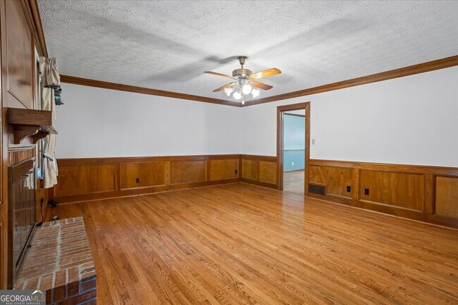 Building Photo - 3929 Lenora Church Rd