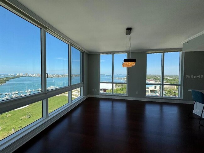 Building Photo - 331 Cleveland St