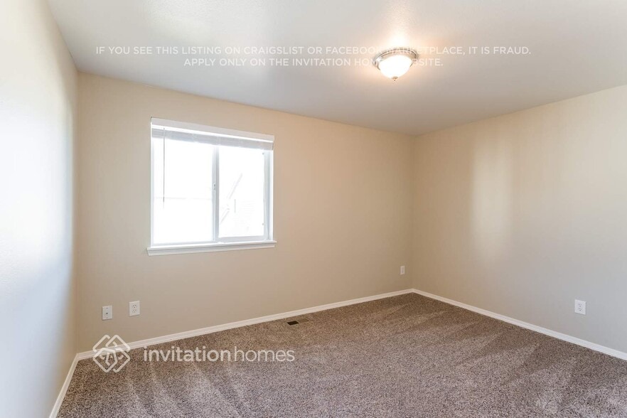 Building Photo - 510 Puget Pl S