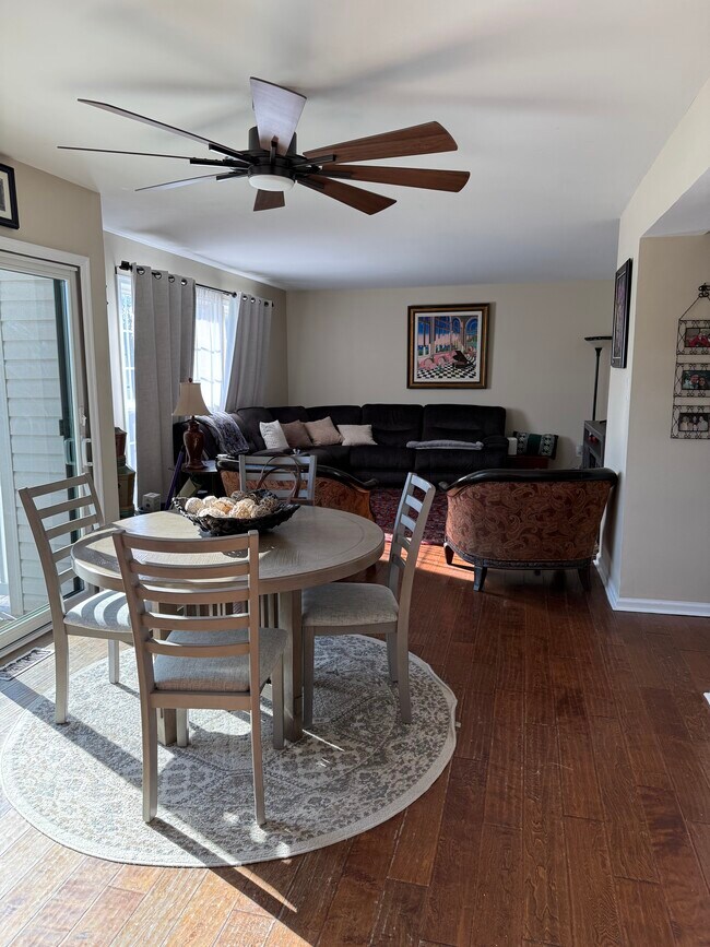 Building Photo - 349 Superior Rd