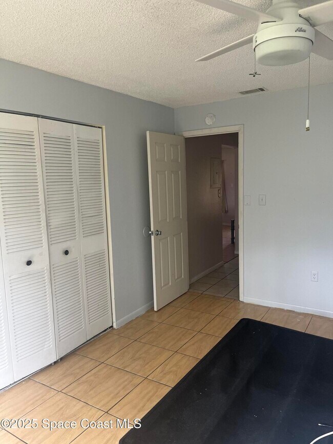 Building Photo - 1515 Huntington Ln