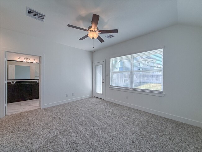 Building Photo - 10030 Crescendo Wy