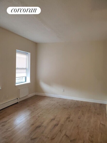 Building Photo - 71 E 118th St