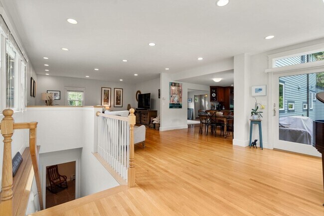 Building Photo - 73 Oxbow Rd