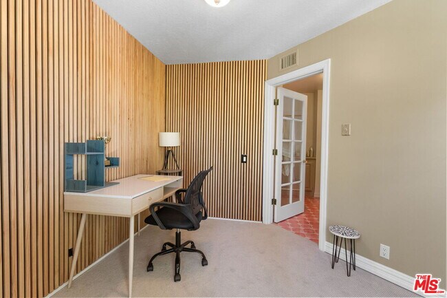 Building Photo - 4548 Ellenboro Way