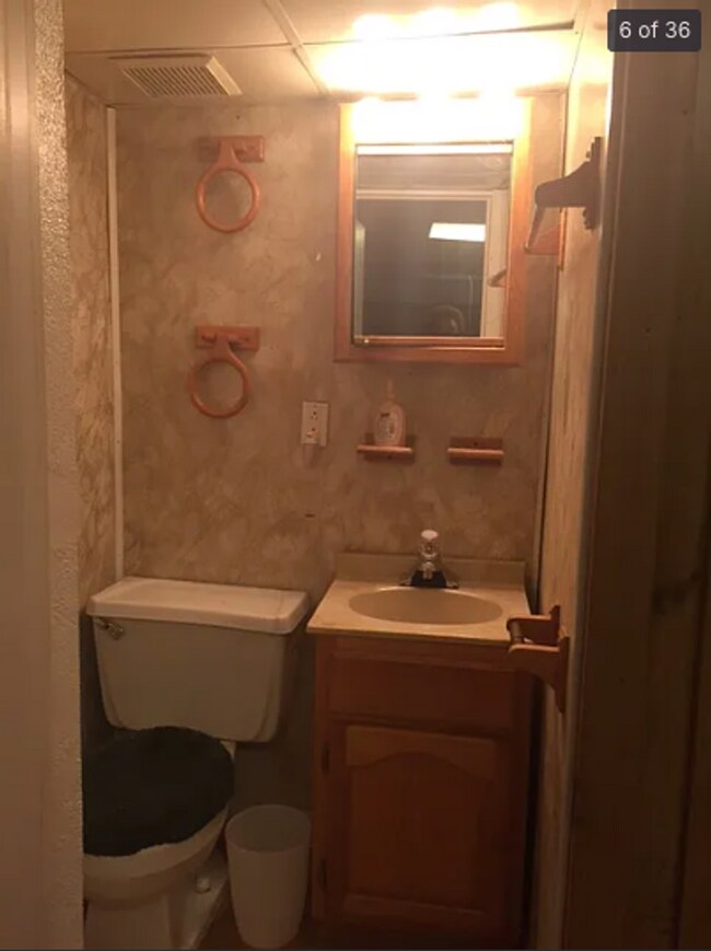 Building Photo - 3 Bedroom/1.5 Bath Home for RENT in 15235