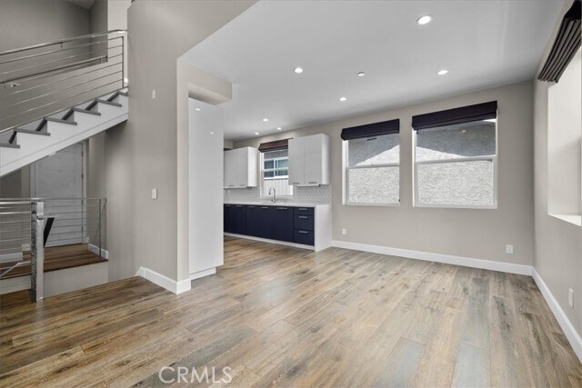 Building Photo - 2415 Carnegie Ln