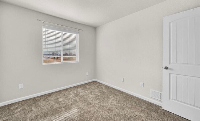 Building Photo - 2030 Birmingham Loop