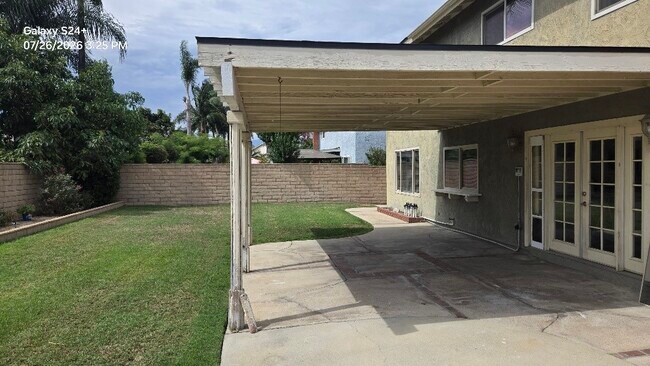 Building Photo - 13678 San Juan Ct
