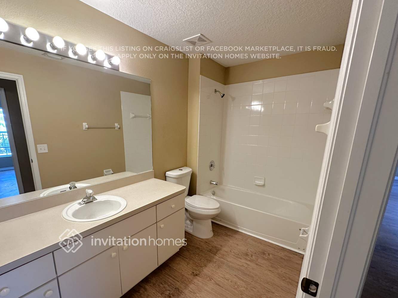 Building Photo - 7221 49th Pl E