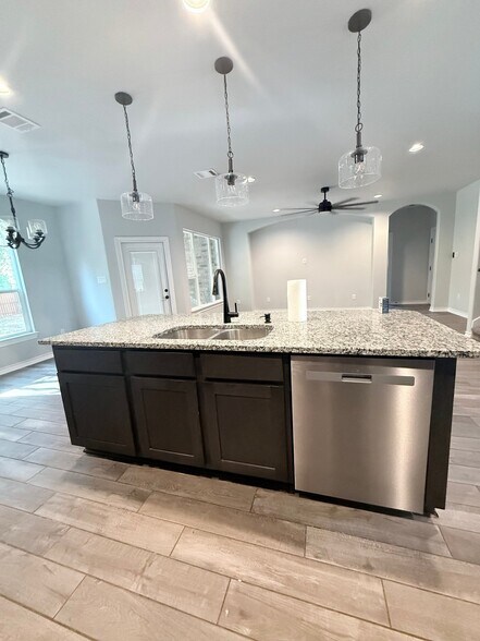 Building Photo - 8803 Kallison Arbor