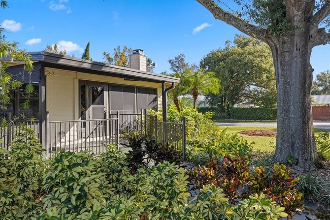 Building Photo - New Rental!