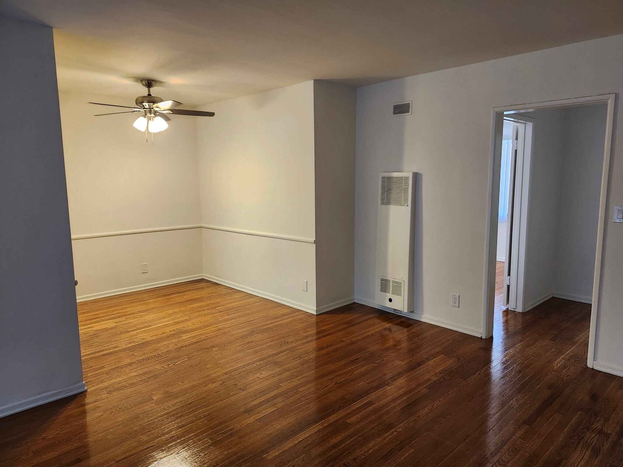 Building Photo - 1347 N Alta Vista Blvd