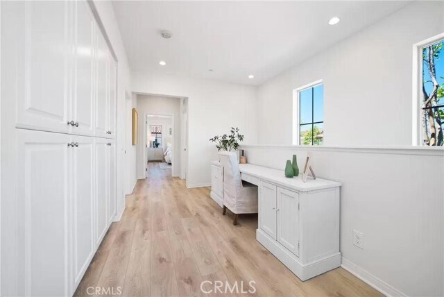 Building Photo - 216 Midvale Ln