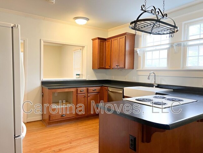 Building Photo - 109 Briarcliff Dr