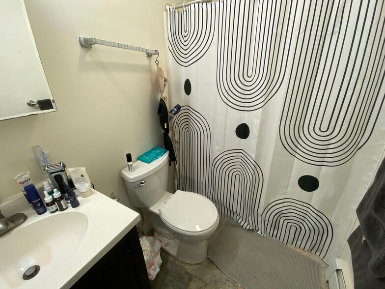 Building Photo - 1430 Tremont St