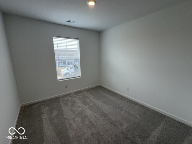 Building Photo - 3469 Seminole Dr