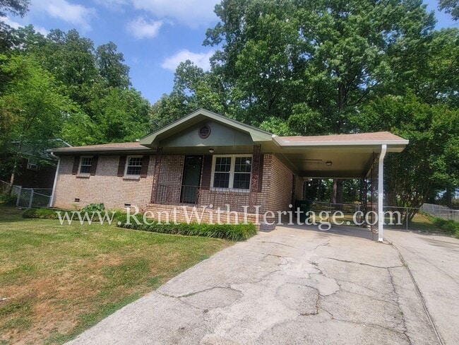 Building Photo - WOW! FANTASTIC RANCH TOTALLY UPDATED - LIKE BRAND NEW WITH ALL THE UPGRADES / ATTENTION TO DETAIL...