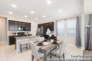 Building Photo - 9006 La Junta