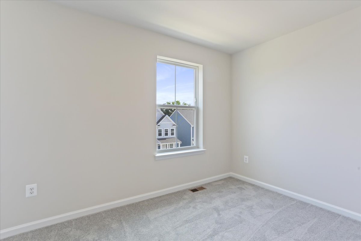 Building Photo - 331 Sandy Bottom Cir