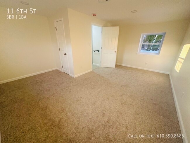 Building Photo - 11 6th St