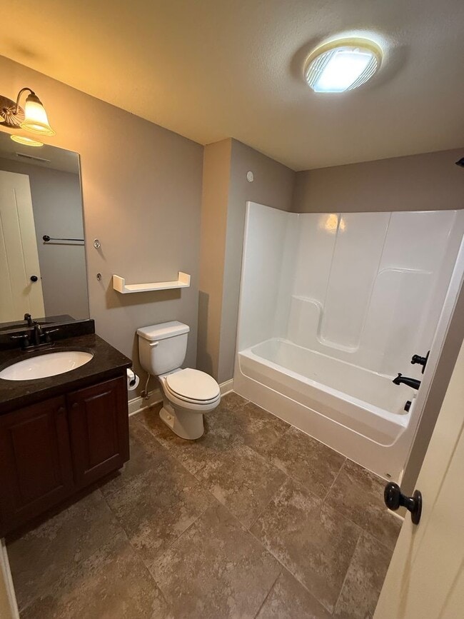 Building Photo - Soddy Daisy Rental Available with Full Bas...