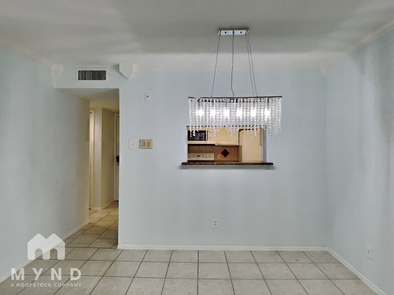 Building Photo - 4557 N O'Connor Rd