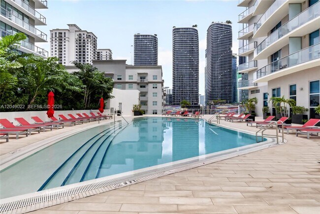 Building Photo - 1100 S Miami Ave
