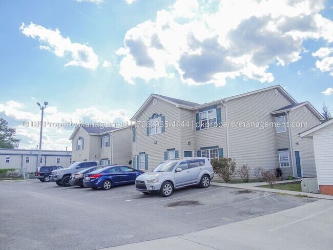 Building Photo - 503 Corey Cir