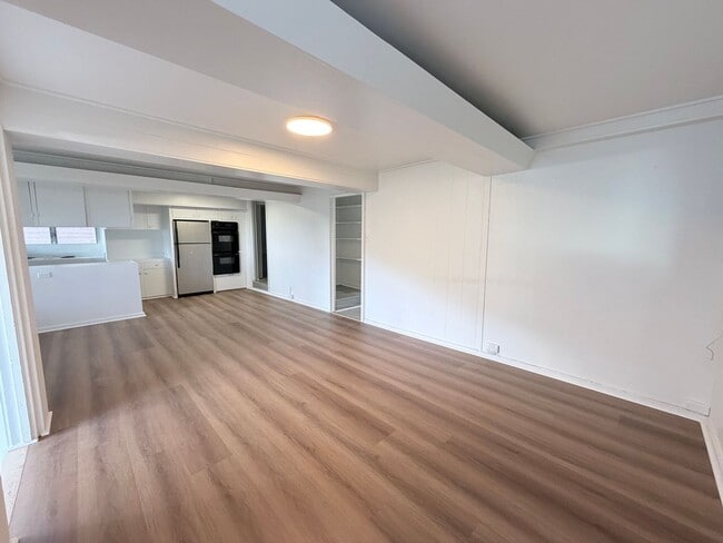 Building Photo - 3369 Paty Dr