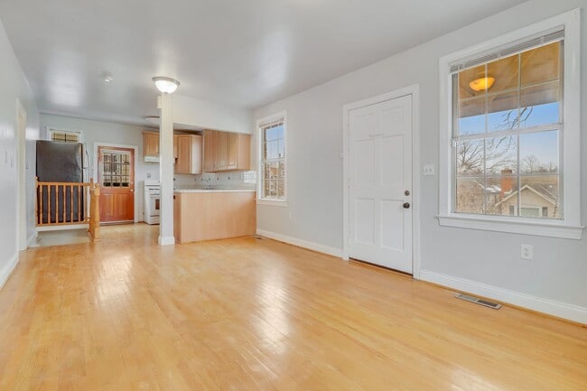 Building Photo - Brookland Corner Lot